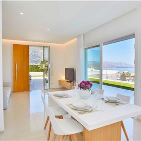 3 bedroom villa with pool & sea views, Alcamo Marina, sleeps 6-7